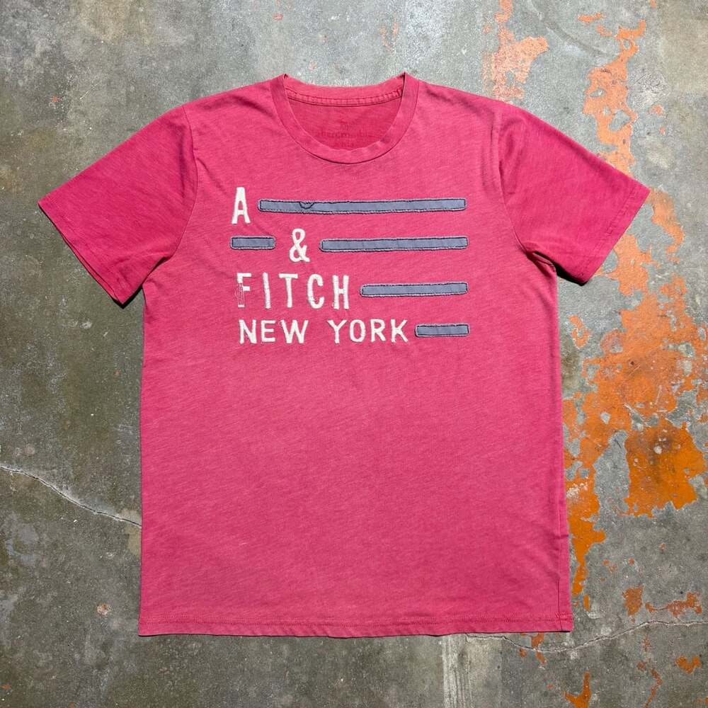 Abercrombie & Fitch Graphic Tee Red New York